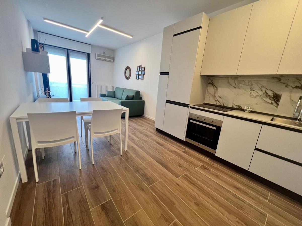 Kristall Lago Residence Desenzano del Garda Exteriér fotografie